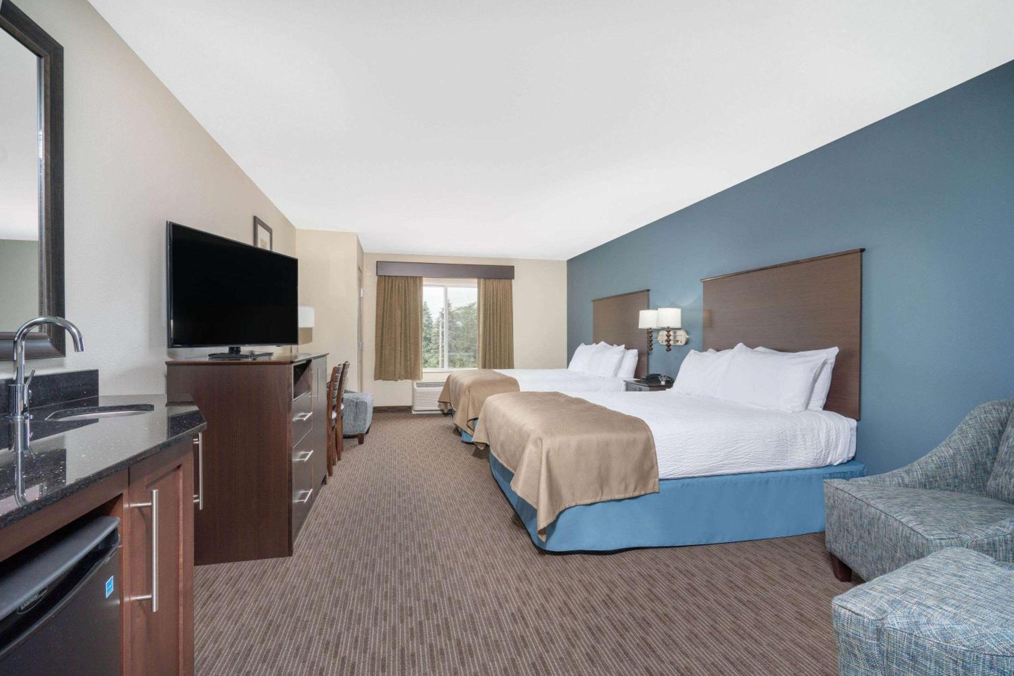 Americinn By Wyndham Windom Экстерьер фото